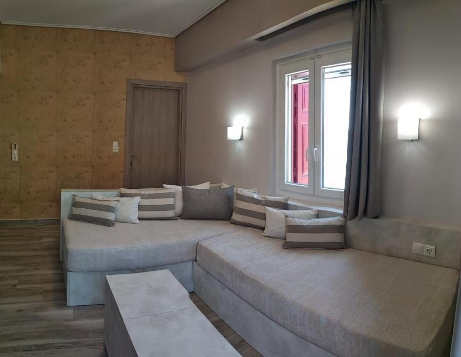 Apartment Toula Pétra Eksteriør bilde