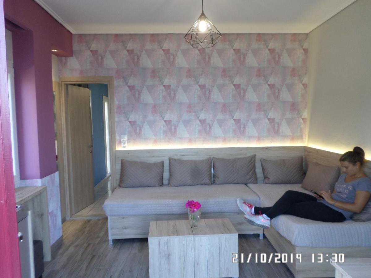 Apartment Toula Pétra Eksteriør bilde